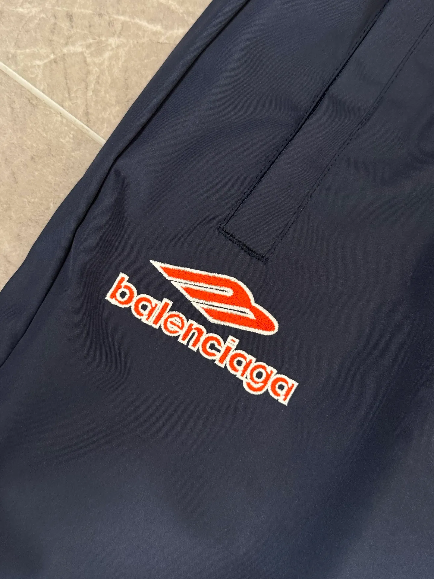 [Premium replica] Balenciaga/Balenciaga 26SSS 3B embroidered football sports mesh assault trousers Color: Navy Blue Size: s/m/l/xl/